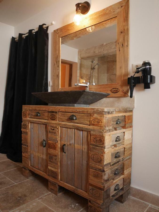 Mas Du Grand Bordes Bed & Breakfast Saint-Laurent-d'Aigouze Luaran gambar